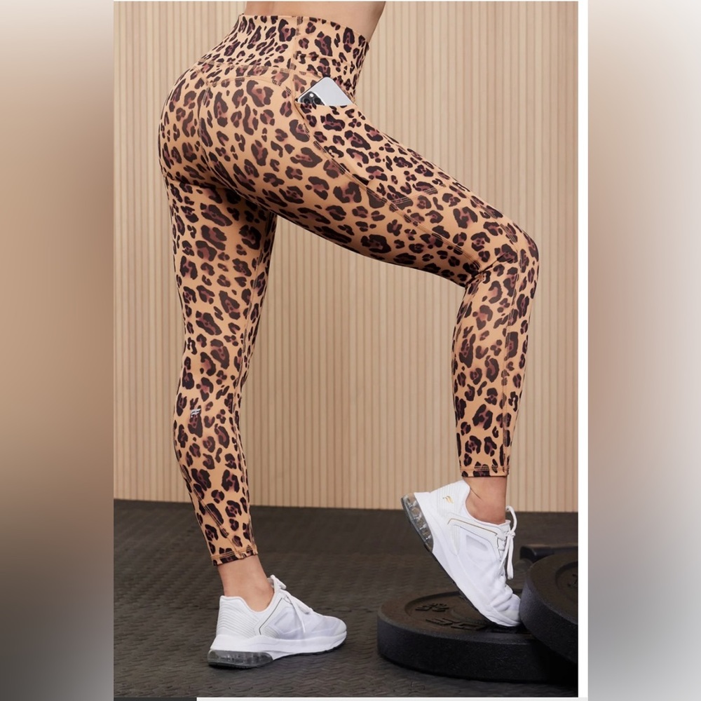 Fabletics Medium Leopard Print Leggings High Waisted Thick Band